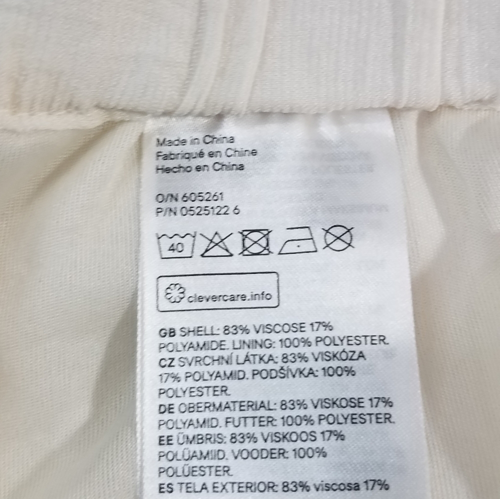 H&M Women Shorts - Picture 10 of 10